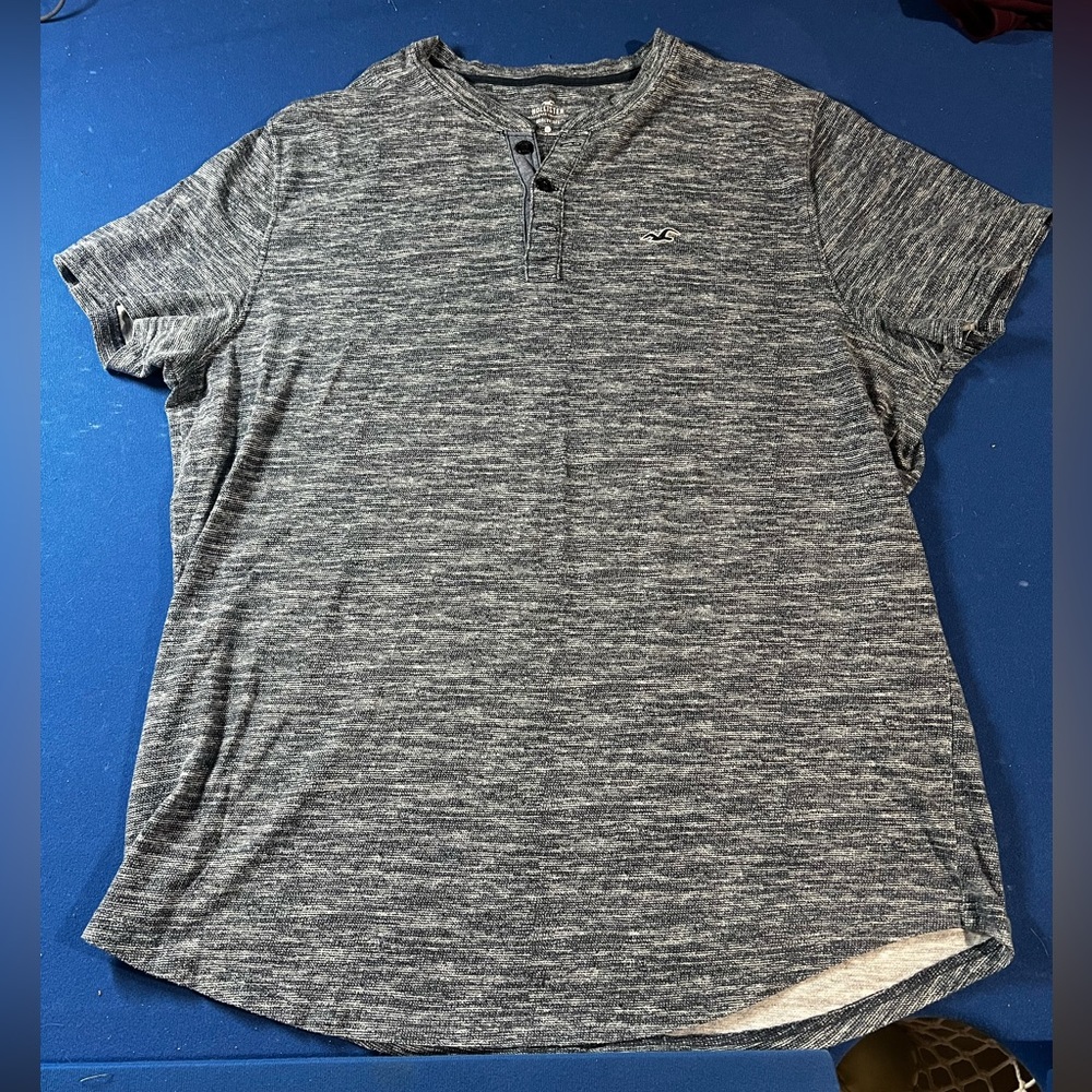 Hollister Henley Tee